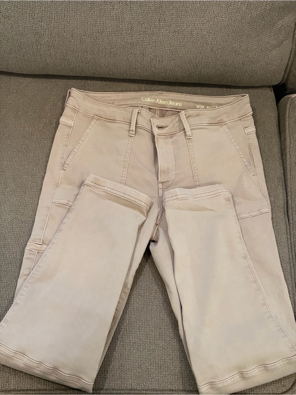 Calvin Klein Women’s Light Beige Cropped Jeans